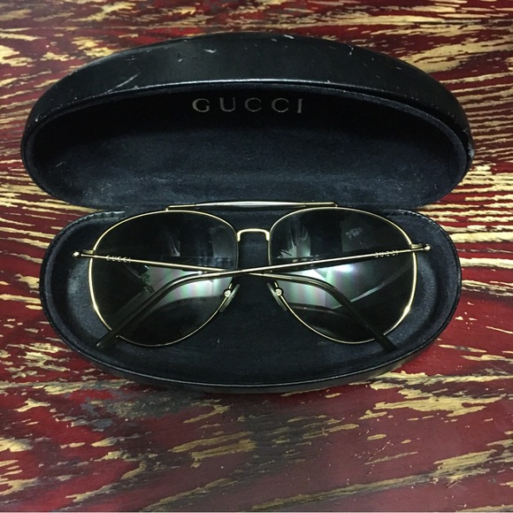 Vintage GUCCI Aviator Sunglasses - Picture 2 of 9